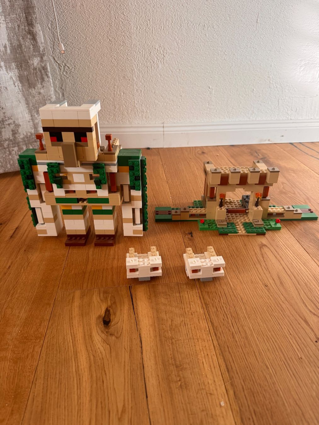 Lego Giocattoli: LEGO Die Eisengolem-Festung Minecraft – Usato da Zürich venduto da M_Jutta 1