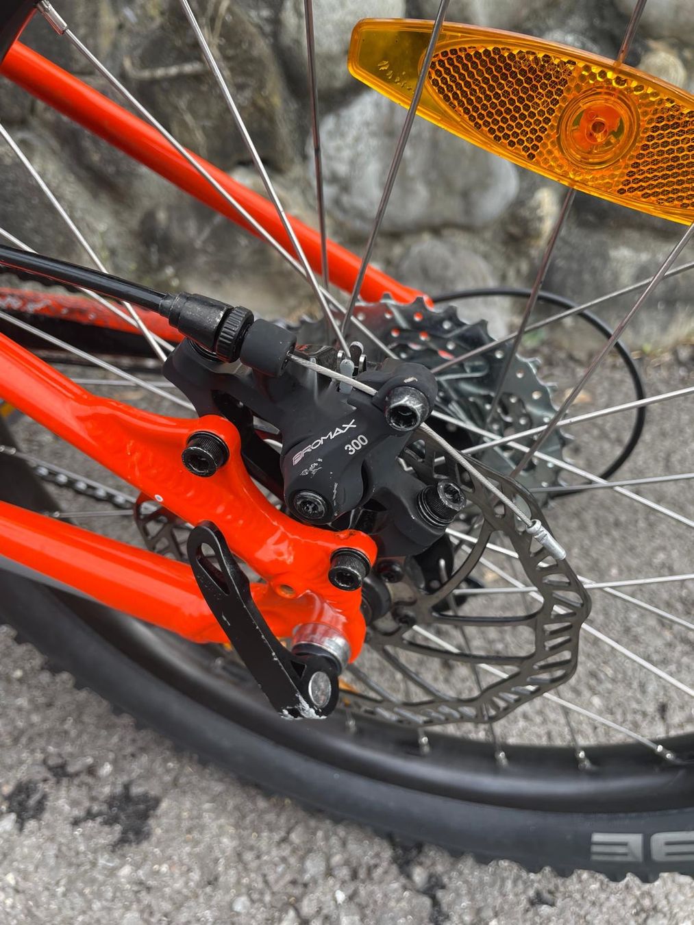 Specialized Velos: Specialized Kinder Mountainbike 20" mit Federgabel – Gebraucht aus Worb von Jovanni1967 5