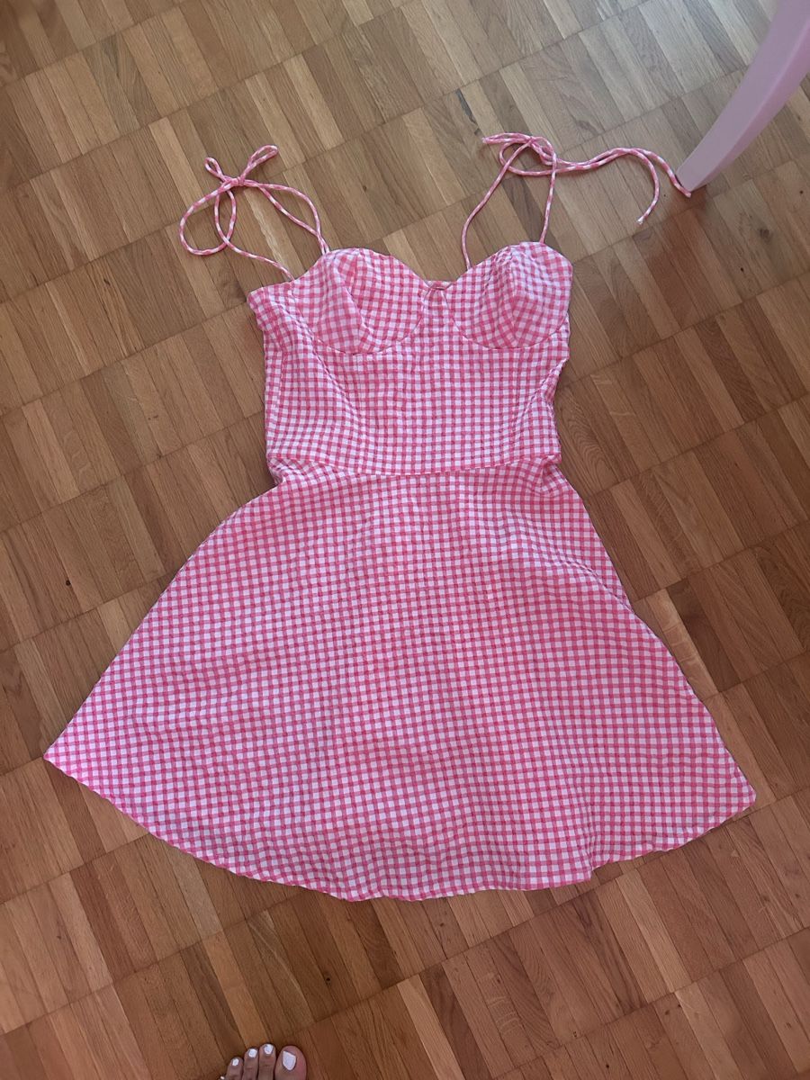 Guess Vestiti: Guess gingham Kleid rosa – Usato da Wettingen venduto da sar_k7hg 1