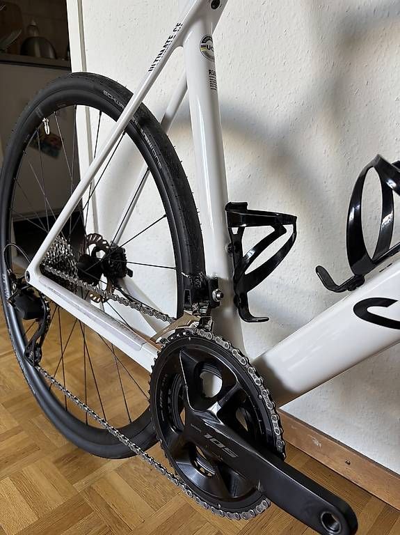 Vélos: Vélo route Canyon Ultimate CF7 – D'occasion à Genève par mar_2zyp 2