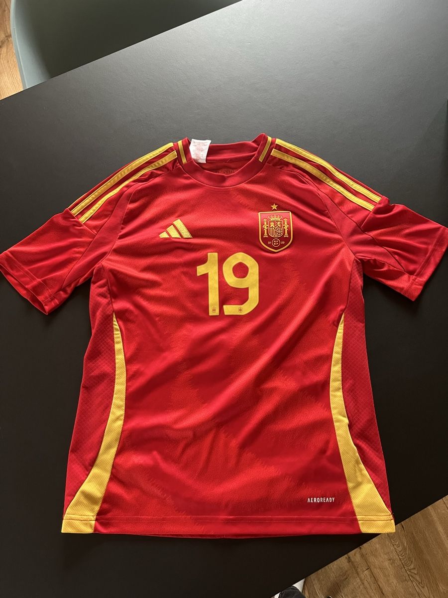 Scarpe, pantaloni & magliette da ginnastica: Fussball-Trikot Spanien – Usato da Kollbrunn venduto da Bruehlmann111