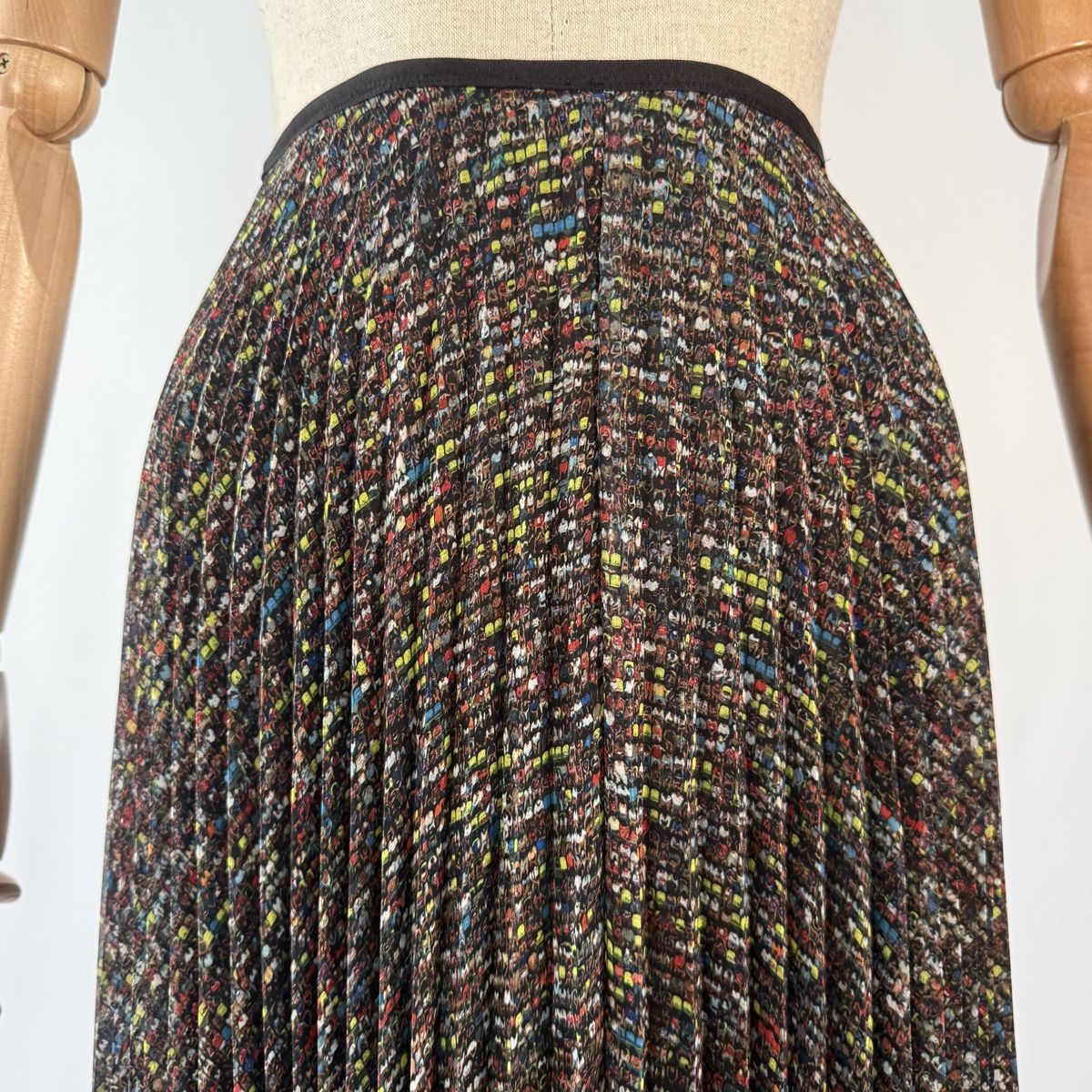 Akris Gonne: AKRIS Silk Skirt – Nuovo (secondo la descrizione) da Freienbach venduto da Avviivva_Shop 2