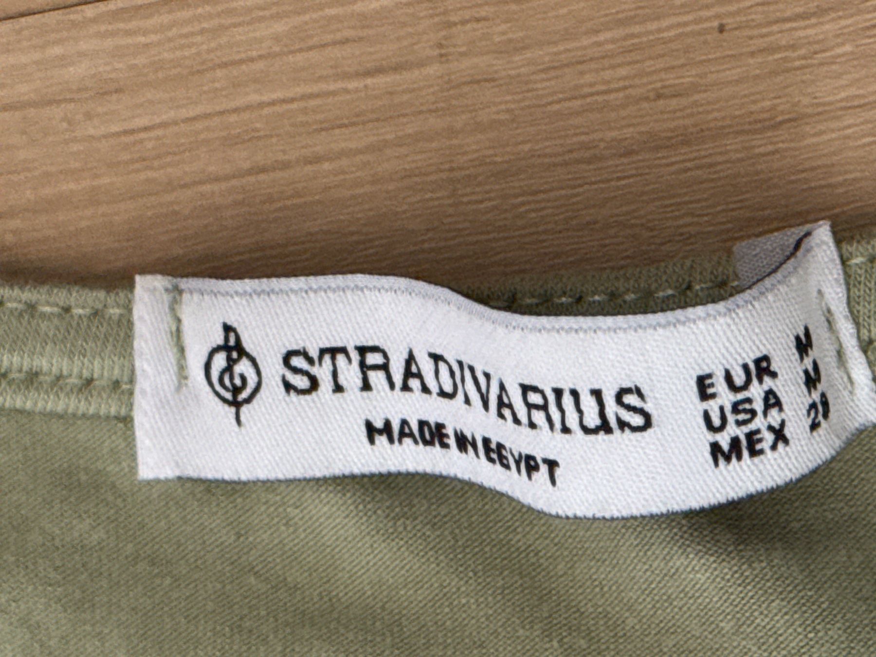 Tops: Damen Top bauchfrei, Gr. M – Gebraucht aus Amriswil von used2use 2