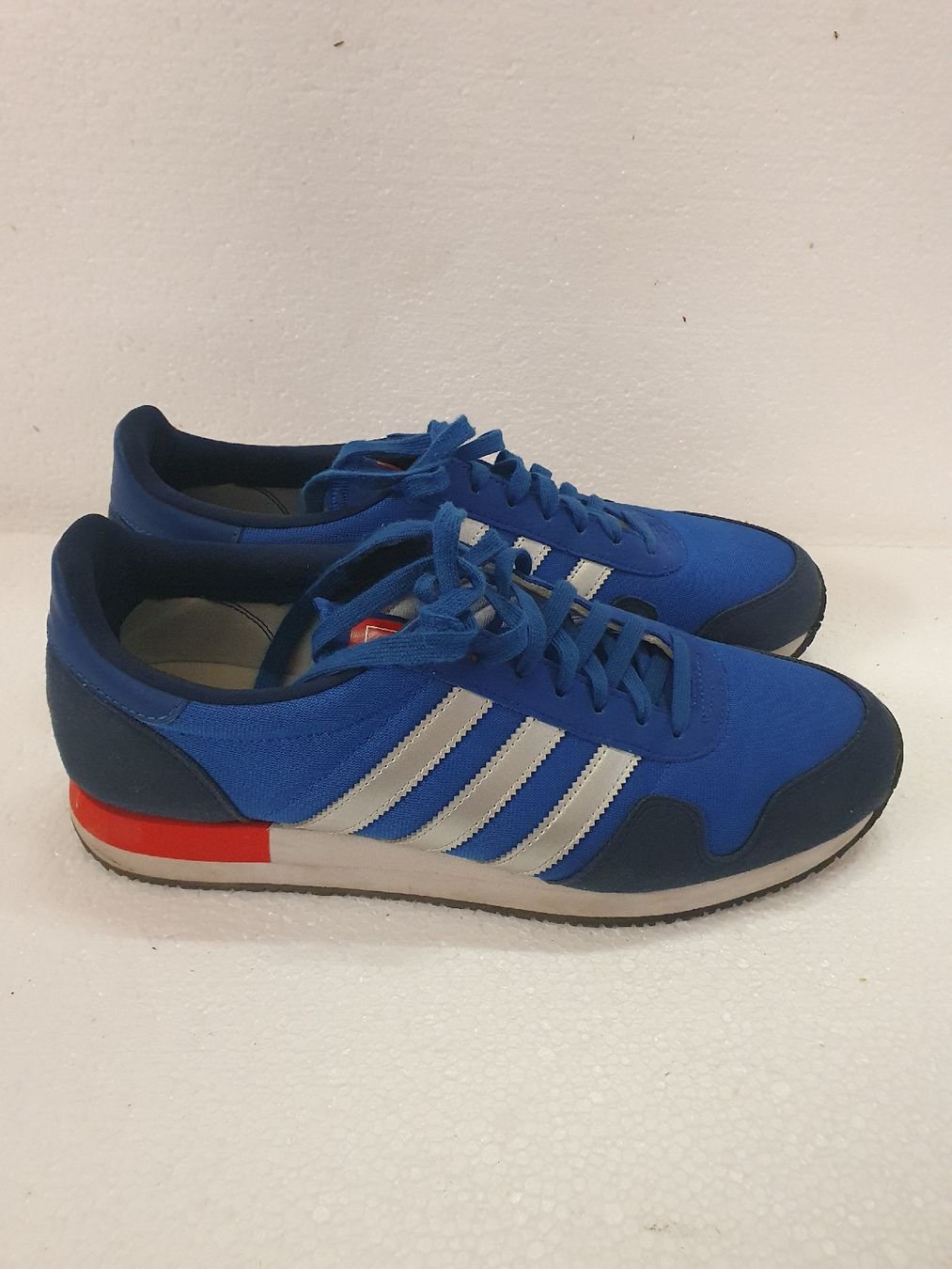 Adidas Chaussures hommes: chaussures adidas – D'occasion à Gumefens par flagada12