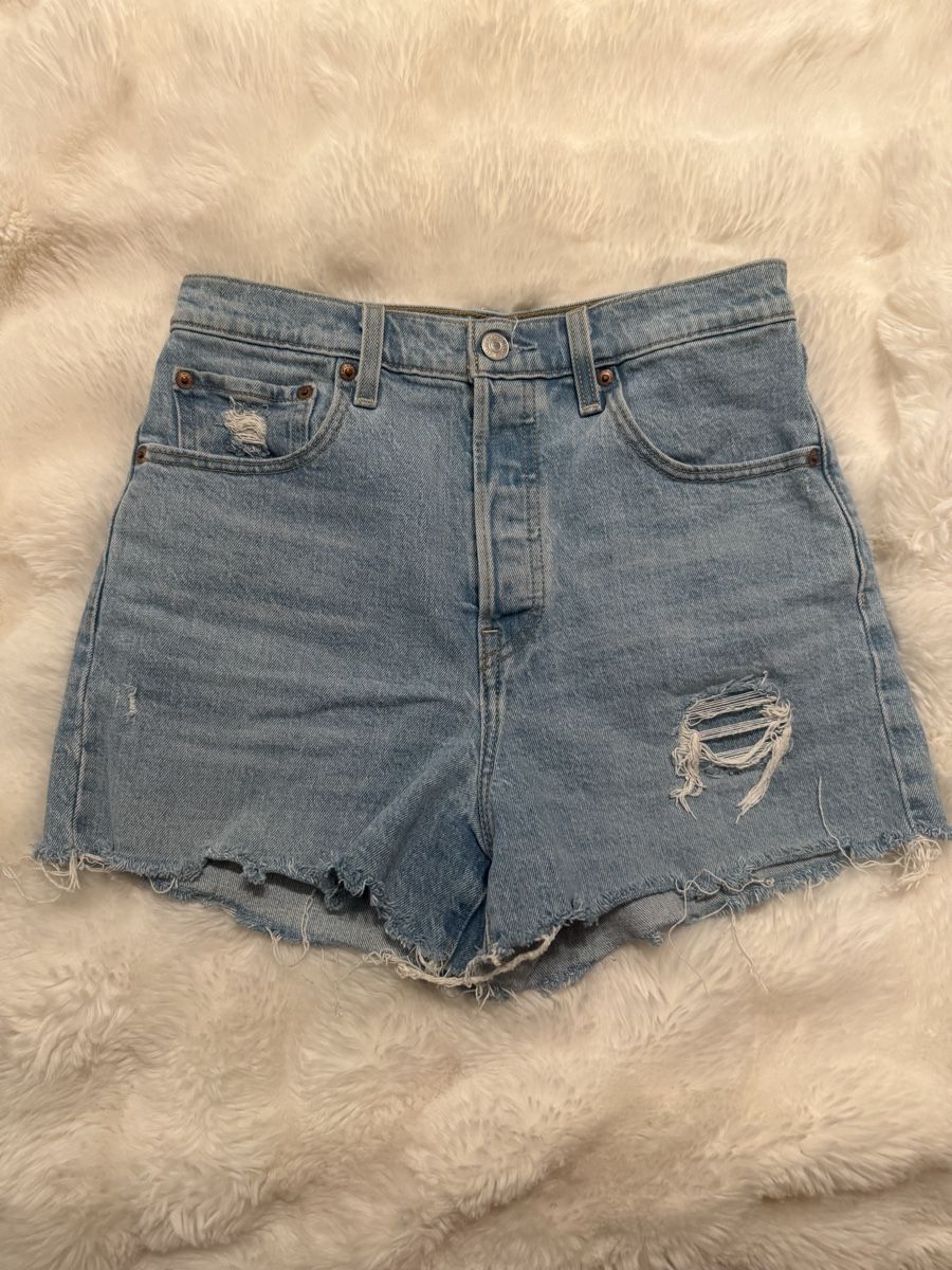 Levi's Jeans: Short en jean Levi's taille 28 – Usato da Monthey venduto da Joseph-29