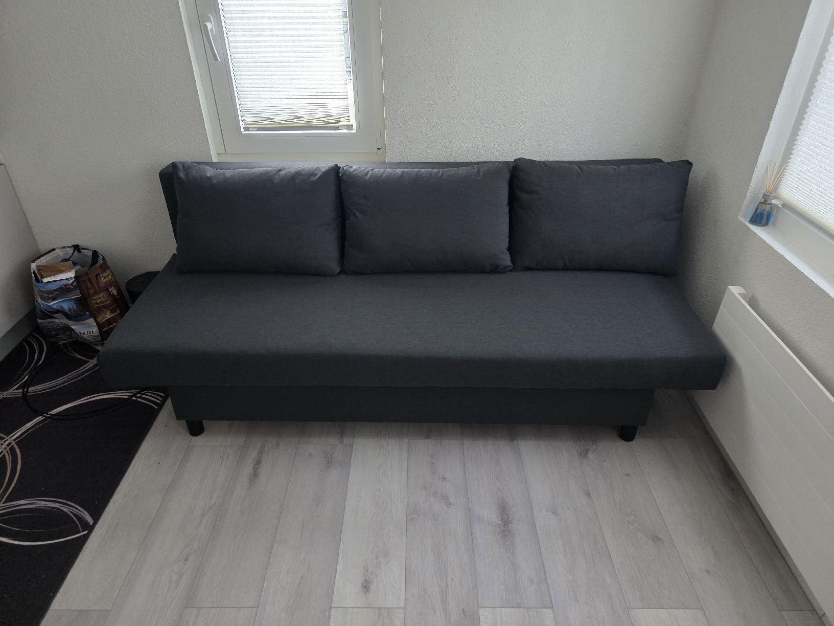 Divani: Couch Bett mit beistelltisch  – Usato da Siebnen venduto da roj_98j9