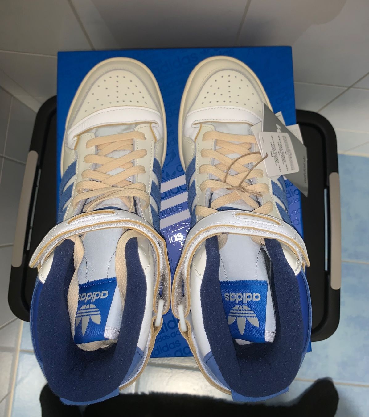 Adidas Herrenschuhe: Adidas Forum High Blue Thread 84 Grösse US 9,5 – Neu und originalverpackt aus Tuggen von Kawest0 2