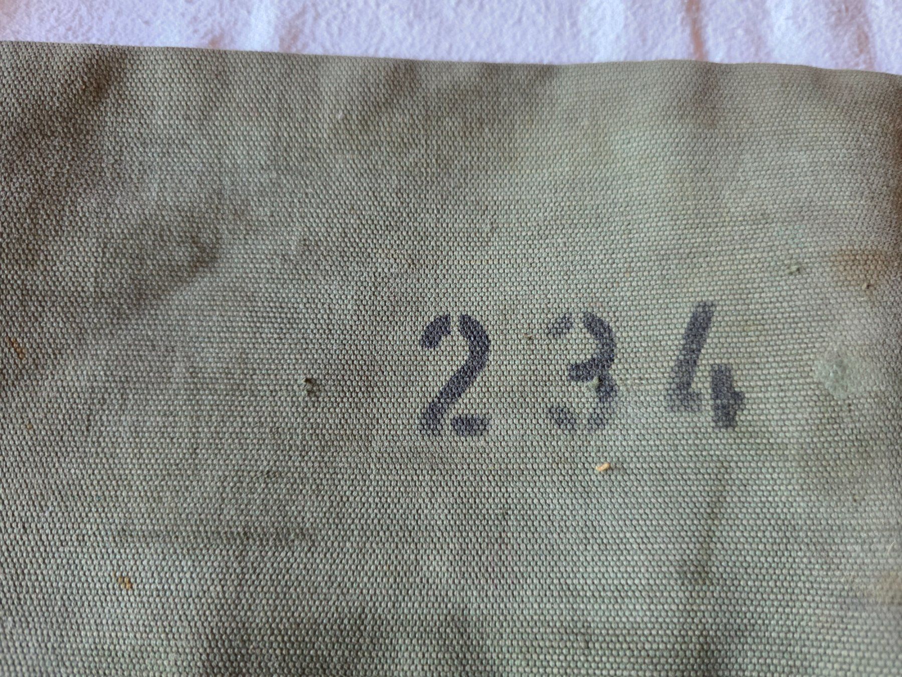 Armée suisse Sacs: Gewehrfutteral Stoff mit Leder / Gewehrtasche Nr. 234 – D'occasion à Obermumpf par oiskypoisky 1