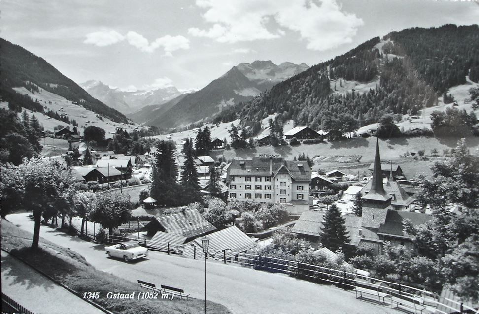 Cartes postales: GSTAAD mit Auto – D'occasion à Jona par philajona