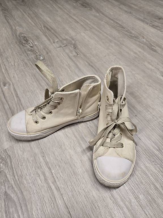 Schuhe für Mädchen: Stiffschuhe, Gr.33 – Gebraucht aus Münsingen von Nik010 1