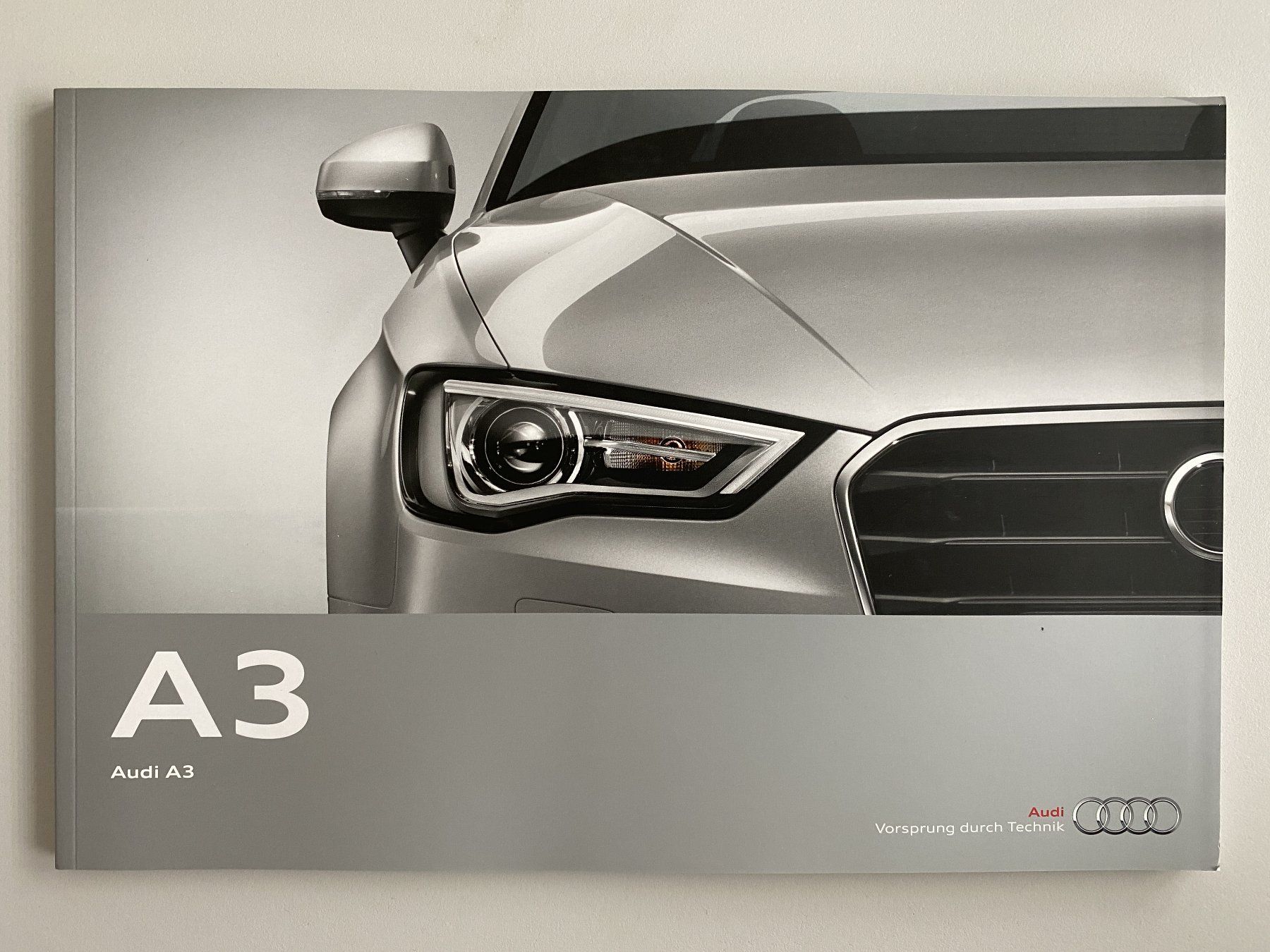 Riviste & Magazine: Audi A3 Magazin (05.2012) – Usato da Alpnach-Dorf venduto da Hess-Automobile