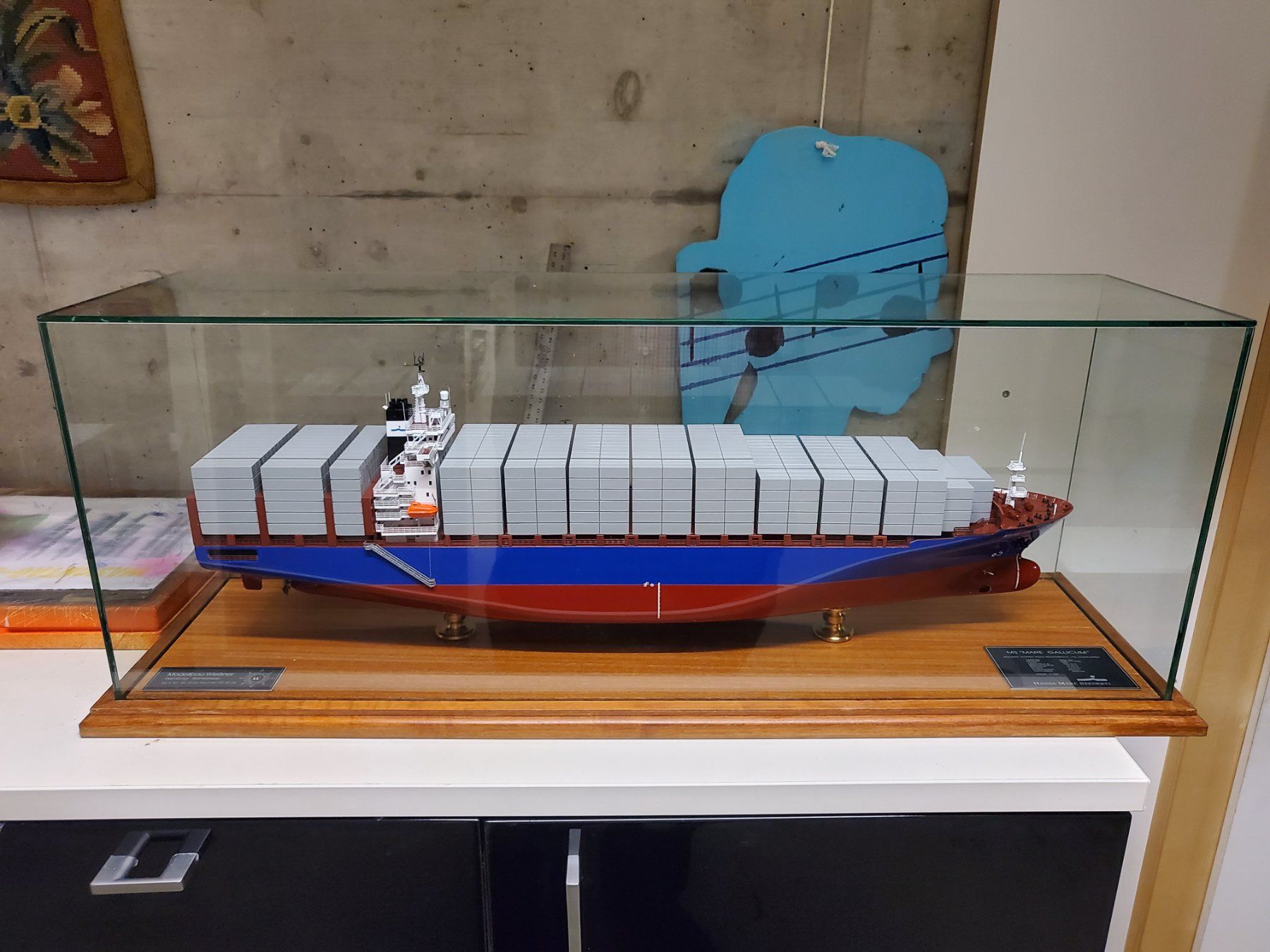 Kit di modellismo & Modellini statici: Modellschiff MS Mare Gallicum Container von Wiessner – Usato da Balsthal venduto da redcarpet 9