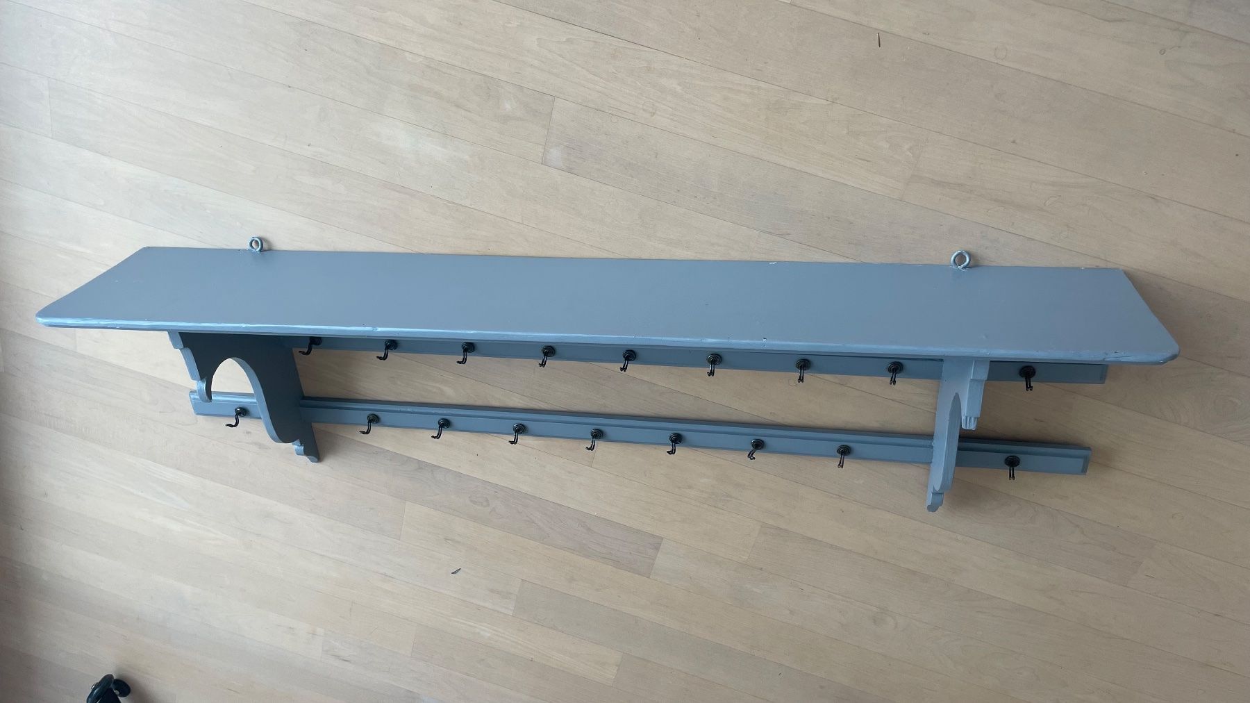 Scaffali: Vintage Tellerboard grau! 19 Haken – Usato da Uitikon Waldegg venduto da gotohellix 5
