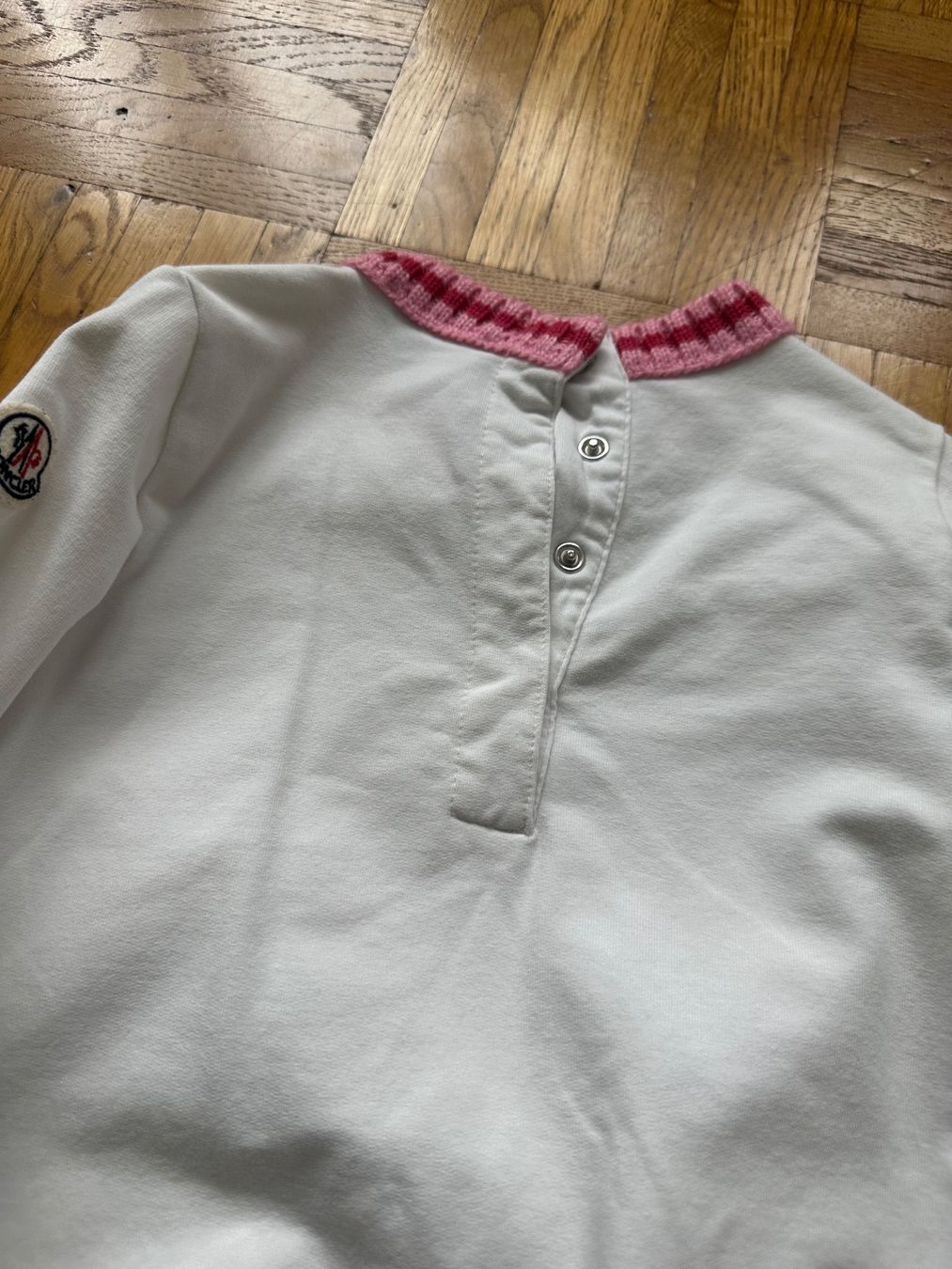 Moncler Maglioni & Felpe: Moncler Girl Pullover size 98 – Usato da Zürich venduto da Bybyana 1