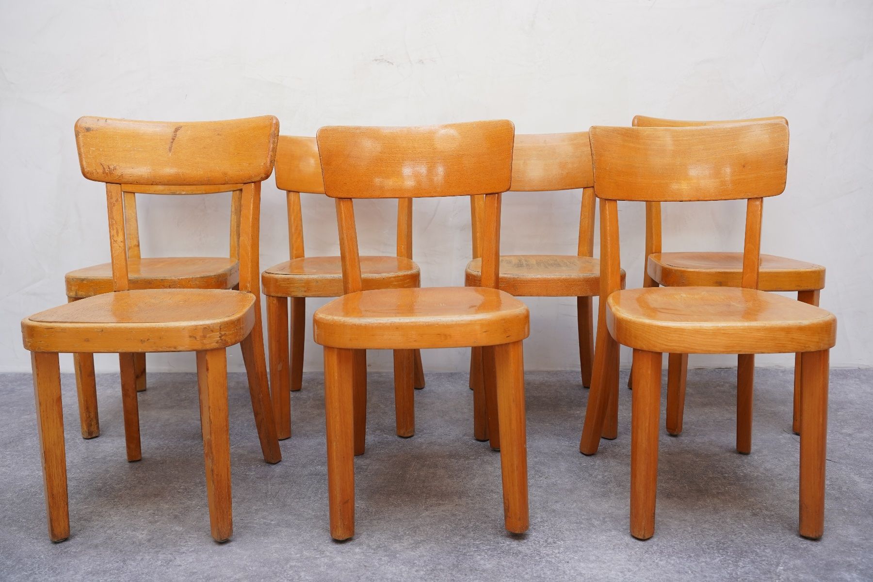 Horgen Glarus Sedie: Ensemble de 7 chaises Horgen Glarus pour enfant – Usato da Bulle venduto da ABELiAM