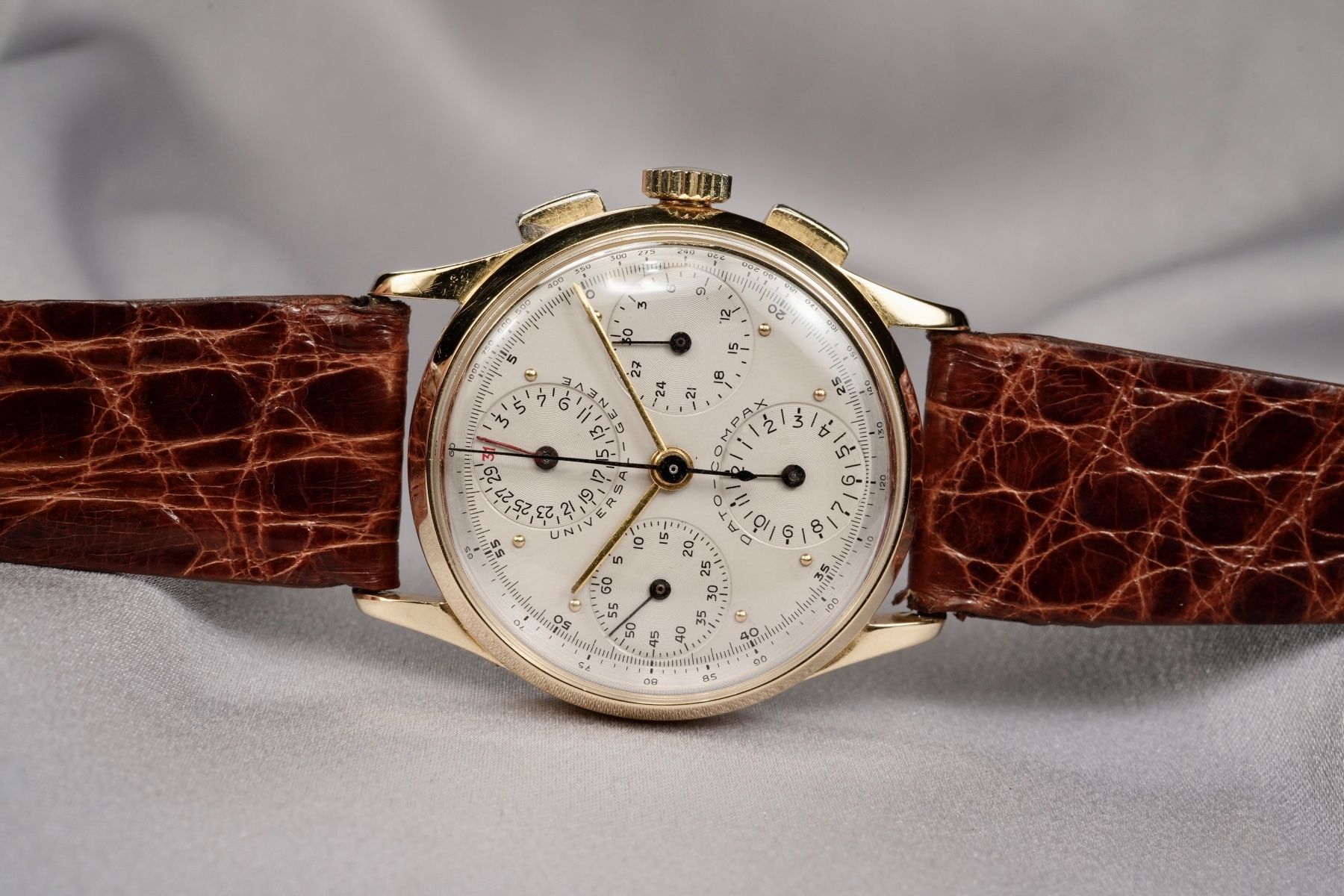 Universal Genève Orologi: Universal Genève - Dato-Compax Ref. 12495 18Kt Yellow Gold – Usato da Morcote venduto da chronoservice 9