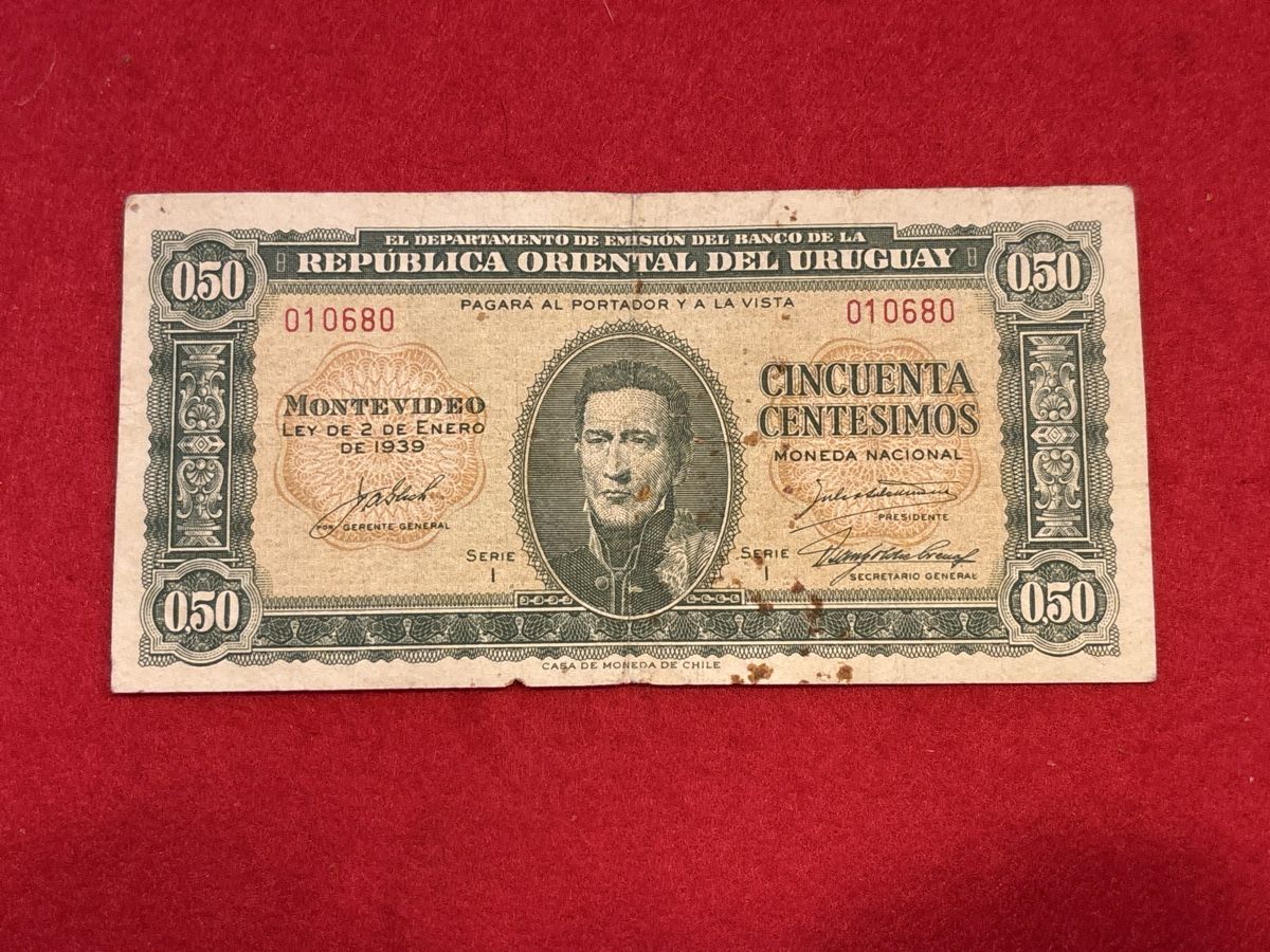 Banconote: Billet Uruguay 🇺🇾  – Usato da Bussigny venduto da Numk
