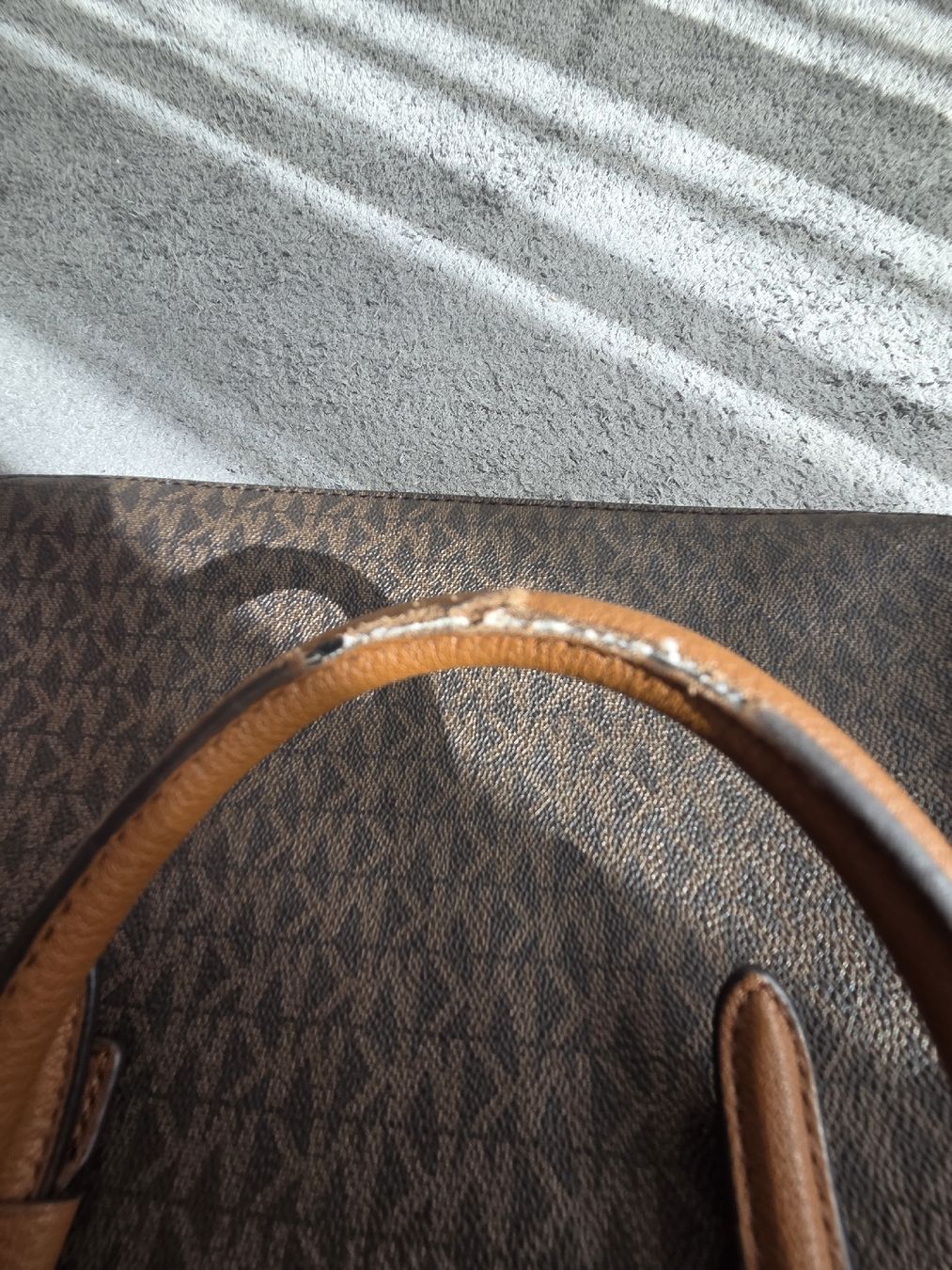 Sacs femmes: Michael Kors Tasche braun monogramm Gesteppte Leder. – D'occasion à Allschwil par actofighter 6