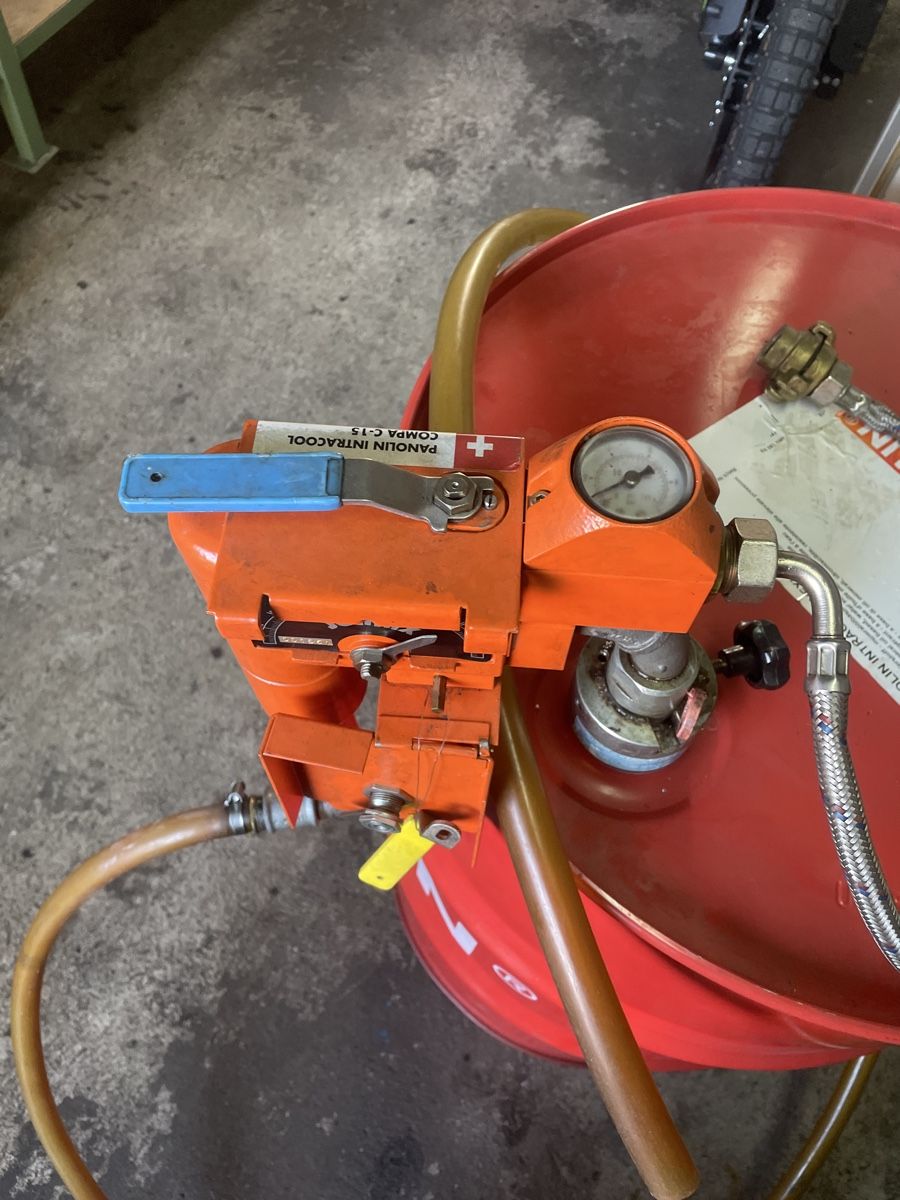 Swiss Tutti gli attrezzi: Jetmix Blaser Swisslube – Usato da Kölliken venduto da Razorback2 1
