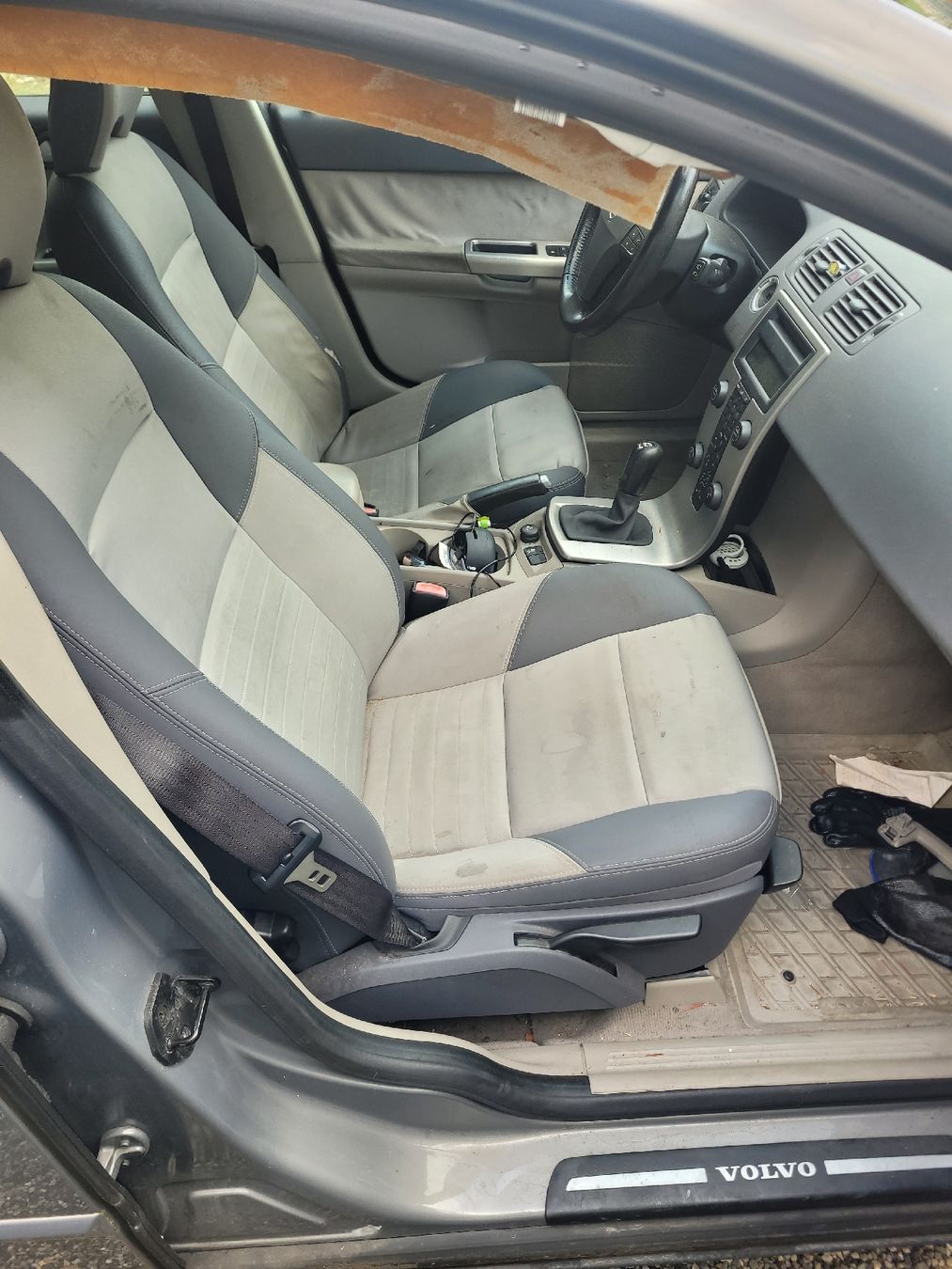 Volvo Alle Autoersatzteile: ersatzteile zu volvo v50 – Defekt aus Laufen von Nachlasverkauf 1