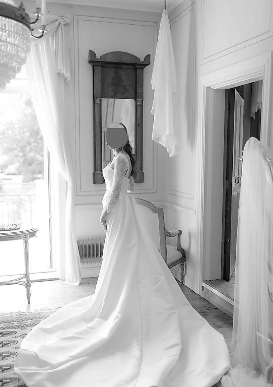 Vestiti: Wunderschönes Designer Hochzeitskleid mit Accessoires – Usato da Volketswil venduto da den_6ppj