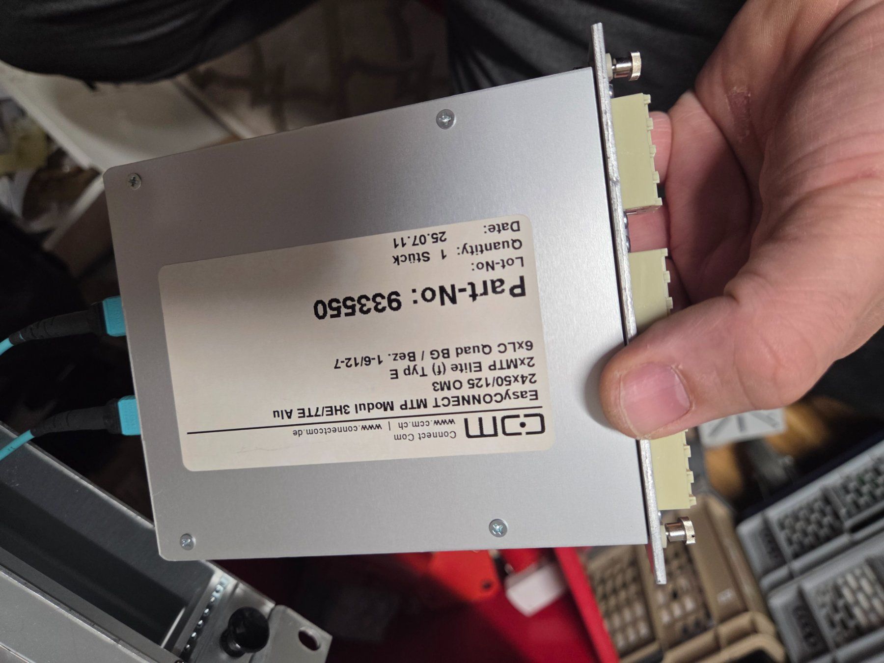 Racks & Ständer: LWL Patch-Panel 19" Patchpanel mit MTP Modul – Gebraucht aus Zürich von Alibaba1234 3