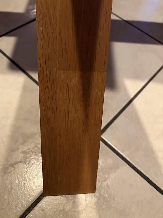 Tables: Esstisch Holzfuss & Glasplatte – D'occasion à Buttikon SZ par Sam_S. 3