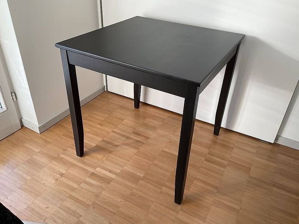 Tische: IKEA Holztisch  – Gebraucht aus Allschwil von and_qg59