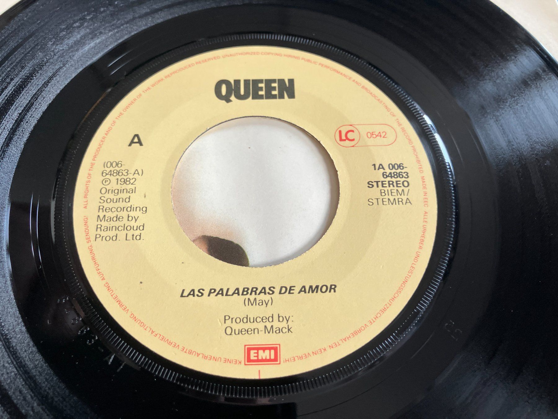 Dischi in vinile: Queen – Usato da Aarwangen venduto da Jukebox3 4
