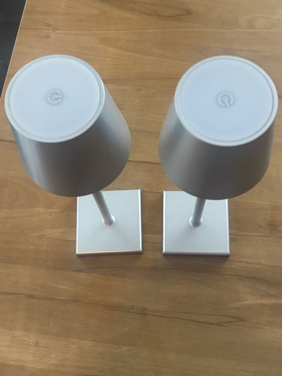 Lampade: Tischlampe 2.Stück USB – Usato da Zug venduto da Biki72 2