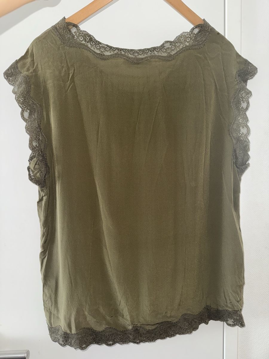 Max & Moi Tops: Seiden Top Spitze Max & Moi Paris – Gebraucht aus Obfelden von cesarina10 2