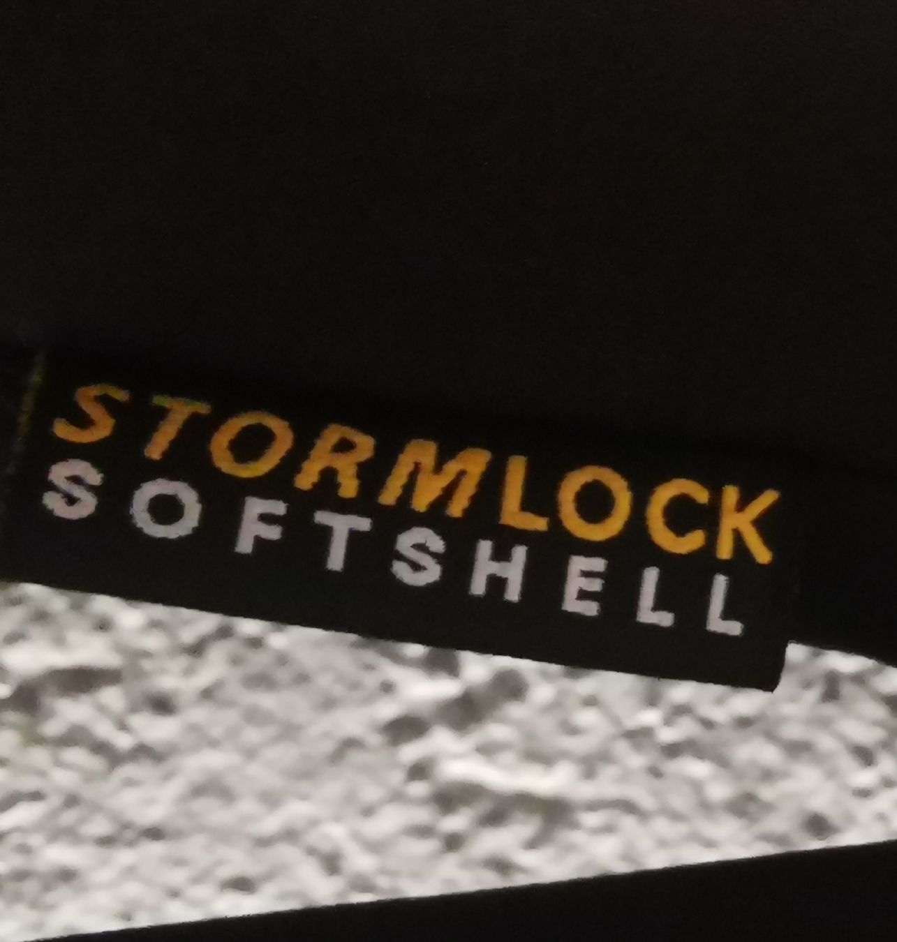 Jack Wolfskin Giacche: Schwarze Softshelljacke Jack Wolfskin – Usato da Uetendorf venduto da Timo2022 5