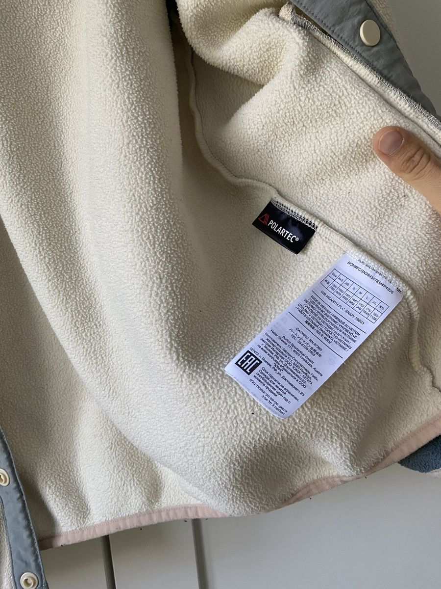 Burton Jacken: Polaire Burton bleu et crème taille M – Gebraucht aus Villars-sur-Glâne von mel_6q5w 2