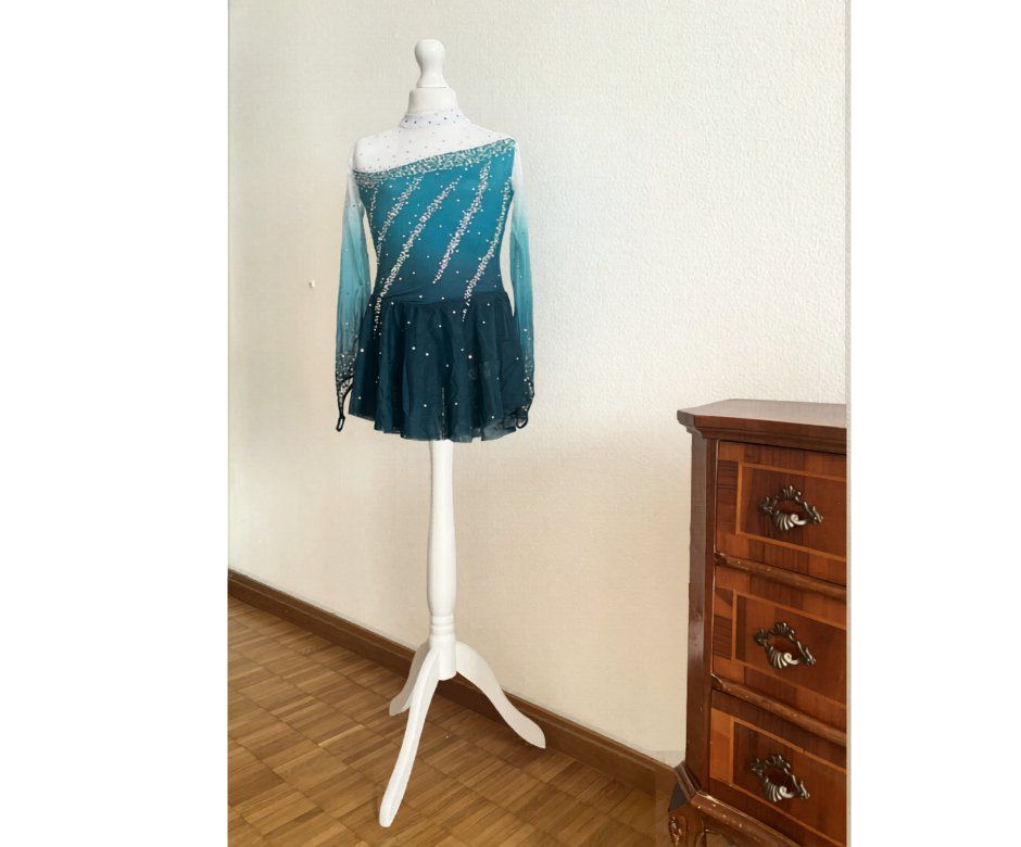 Kleider & Röcke: Eiskunstlauf Eislauf Kürkleid - neu, 158/164 – Neu (gemäss Beschreibung) aus Zürich von tedundthea 3