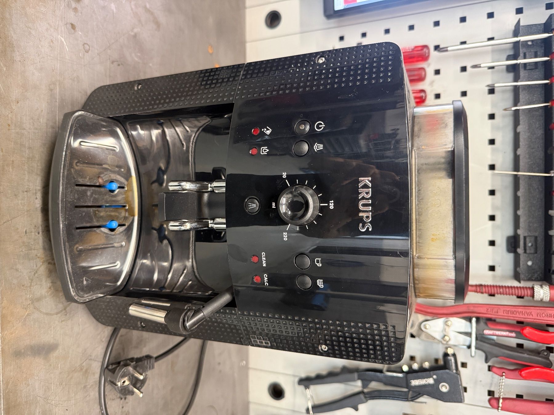 Krups Macchine per caffè & Macchine per espresso: krups kaffeemaschine – Usato da Gettnau venduto da andre.dossantos