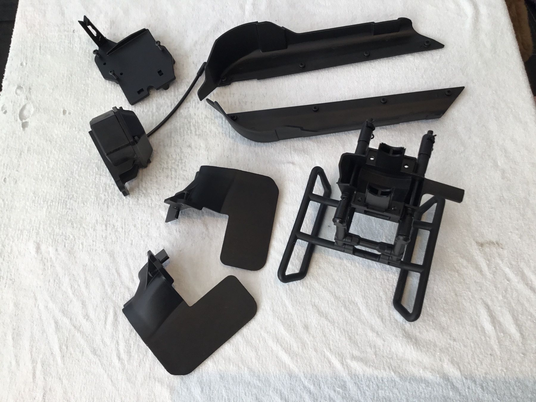 Arrma RC Modellbau: Arrma Kraton EXB 1:8 Empfängerbox etc. – Neu (gemäss Beschreibung) aus Büsserach von Swissbluesmobile
