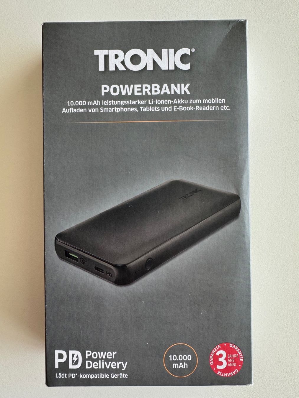 Ladegeräte: Tronic Powerbank 10.000 mAh – Neu und originalverpackt aus St-Gingolph von GoldenKeys