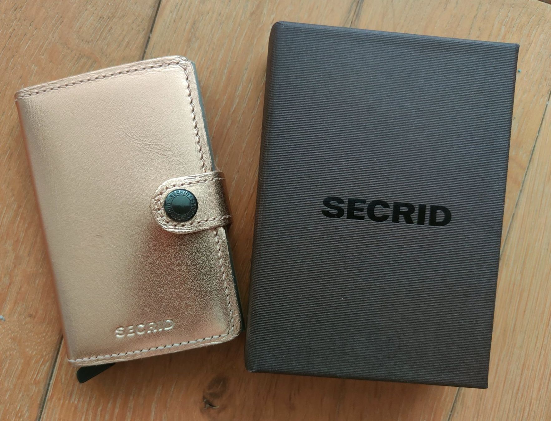 Secrid Portafogli: SECRID Miniwallet, metallic rose – Nuovo (secondo la descrizione) da Zürich venduto da R-2015