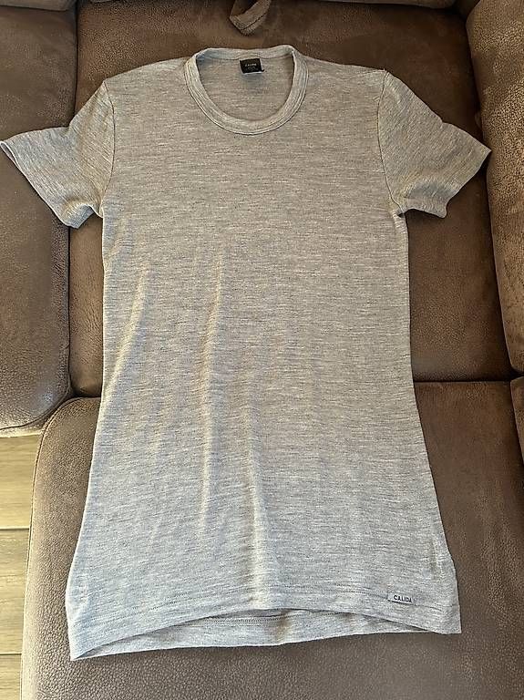 T-shirt: 2 Herren Calida Shirt Gr. S – Usato da Willisau venduto da Geissbock11 2