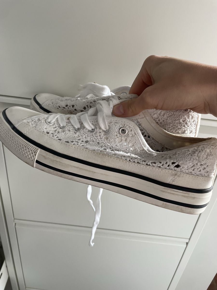 Scarpe da donna: Weisse Sneaker – Usato da Riehen venduto da debbiadina 1