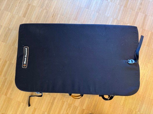 Black Diamond Tappetini fitness: Crashpad / Bouldermatte Black Diamond Gebrauchte Bouldermatt – Usato da Reinach BL venduto da Gmacie 3