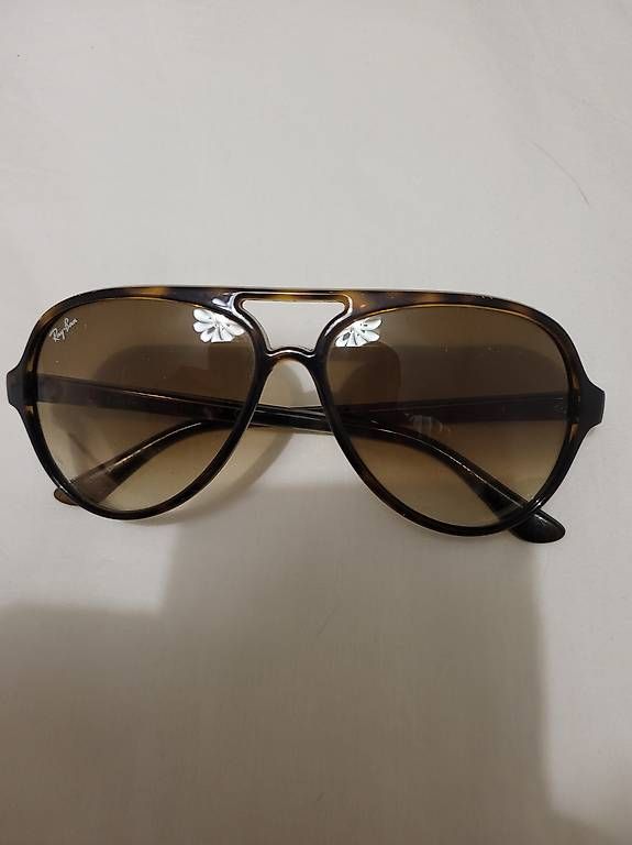 Brillen & Gläser: Ray Ban à vendre – Gebraucht aus Genève von and_7y8h 1