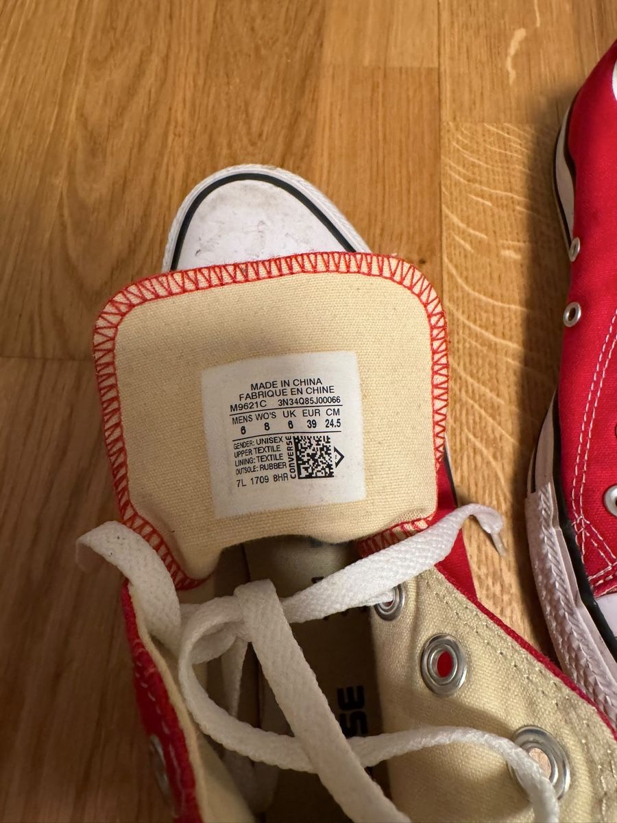 Herrenschuhe: Converse Chuck Taylor All Star Rot Grösse 39 – Gebraucht aus Ostermundigen von Ducadiberna92 2