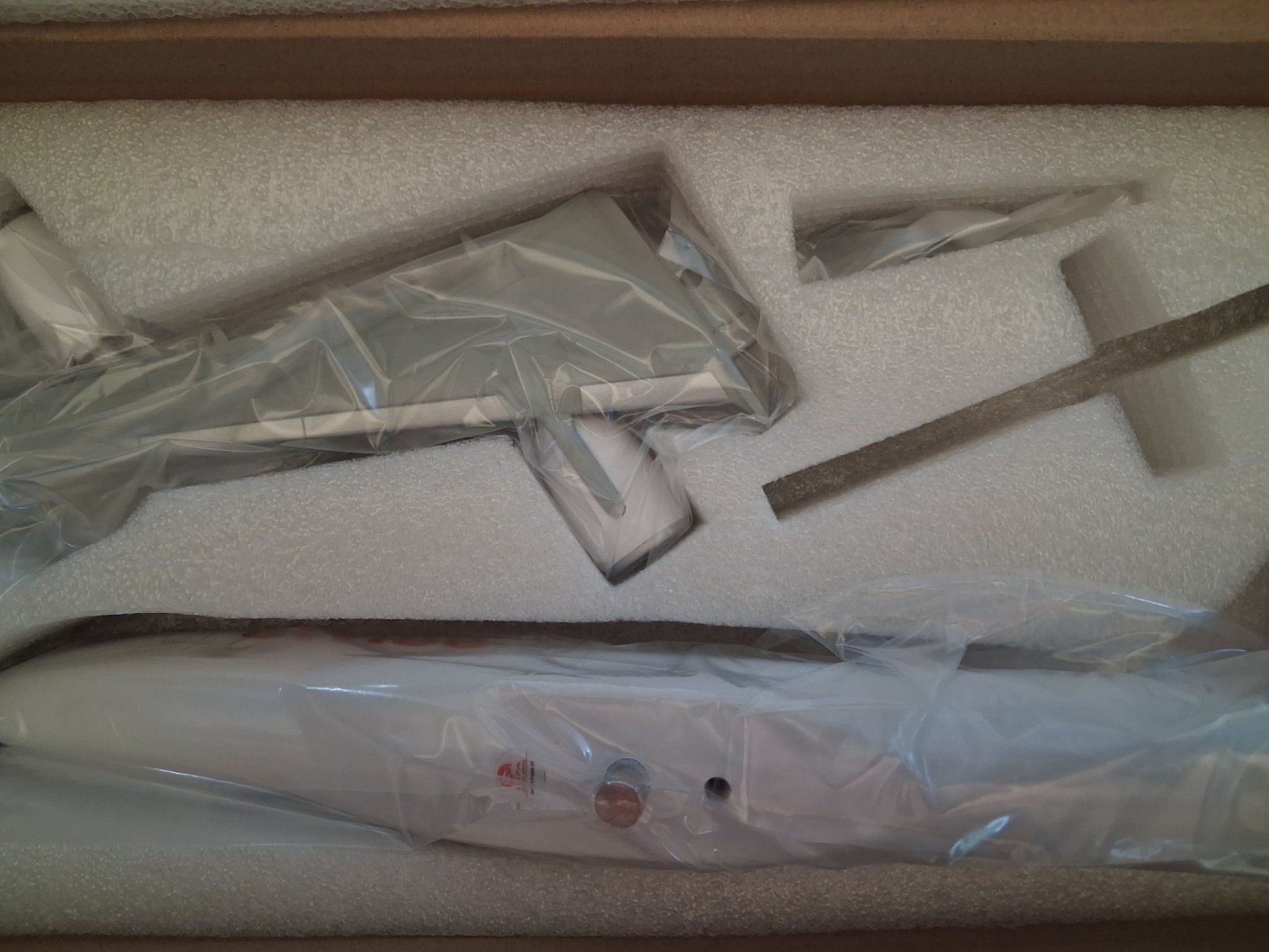 Swiss Modellbausätze & Standmodelle: Bombardier CS100 SWISS 1:100 – Neu (gemäss Beschreibung) aus Derendingen von Nellino01 2
