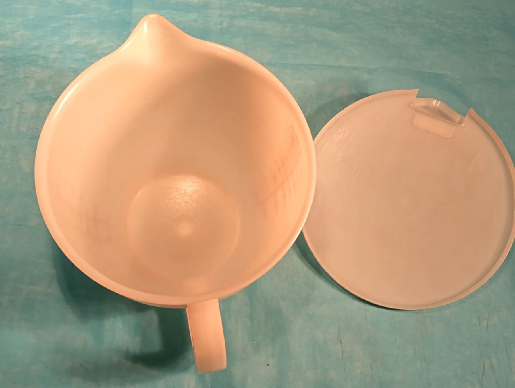 Tupperware Recipients et similaires: Tupperware Messbecher, 2Liter – D'occasion à Bellach par JingleCherry 4