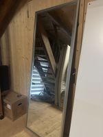 Grosser Wandspiegel mit Alurahmen