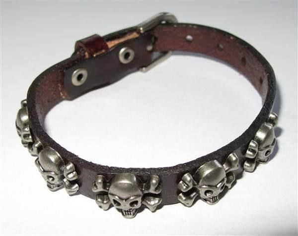 Bracciali & Braccialetti: Gothic / Skull Lederarmband / Bracelet – Nuovo (secondo la descrizione) da Schwanden GL venduto da UHRKNALL