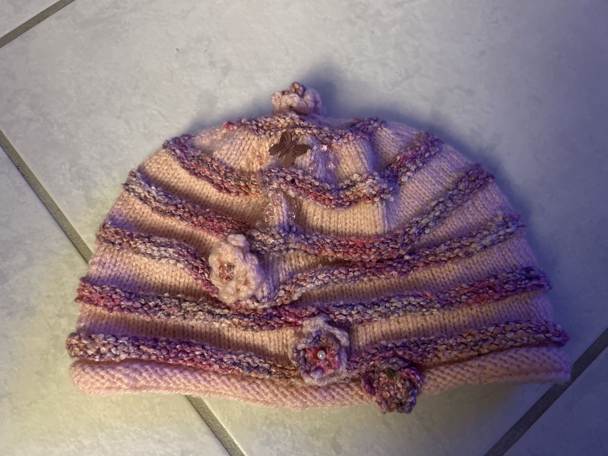 Altro abbigliamento per bambina: Mütze / Kappe Gr 52cm – Nuovo (secondo la descrizione) da Lostorf venduto da Venice16