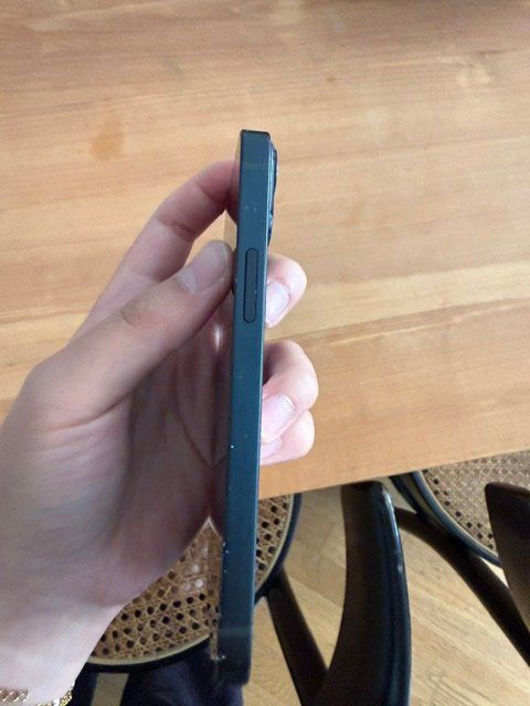Apple Handys / Smartphones: IPhone 13 Mini – Gebraucht aus Zürich von Lolla4 3