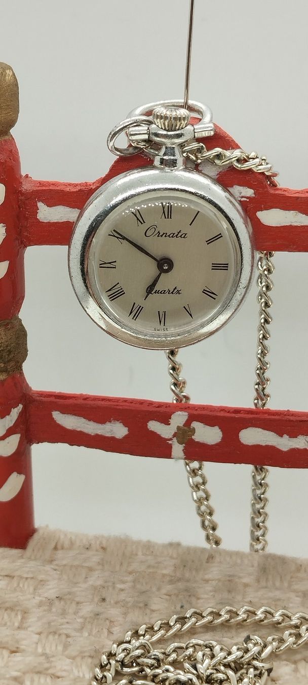 Orologi: pendentif montre ornata – Usato da La Chaux-de-Fonds venduto da jac_9llg